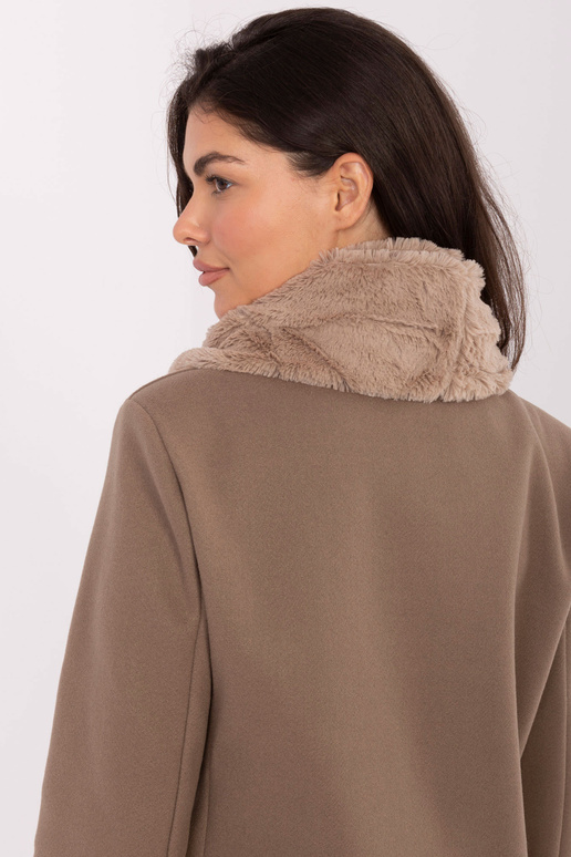 Šála - tmavě písková