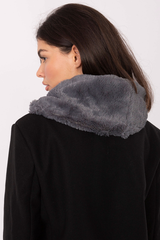 Tmavě šedá nákrčník