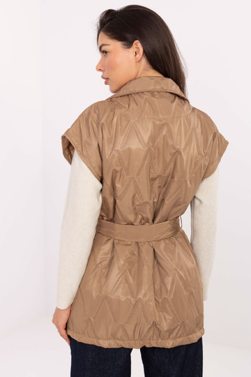 Vesta velbloudí barvy