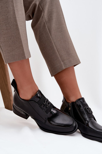 s efektem laku  boty  na nízkém podpatku  Detalem Vinceza 91161 Černé