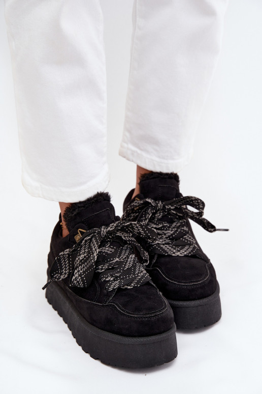 se šněrováním Sněhule  s platformou zateplené s kožešinou uvnitř Černé Tavelle