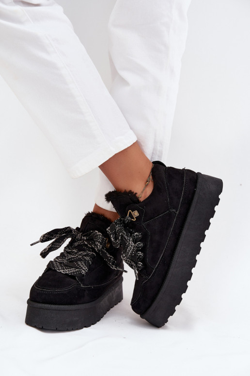 se šněrováním Sněhule  s platformou zateplené s kožešinou uvnitř Černé Tavelle