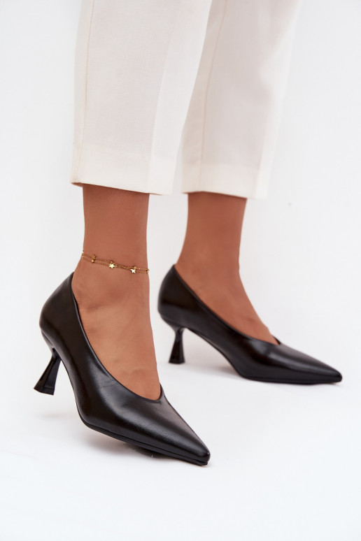 s efektem laku Obuv s tenkými podpatky Černé Gavrielle s efektem laku Obuv s tenkými podpatky Černé Gavrielle