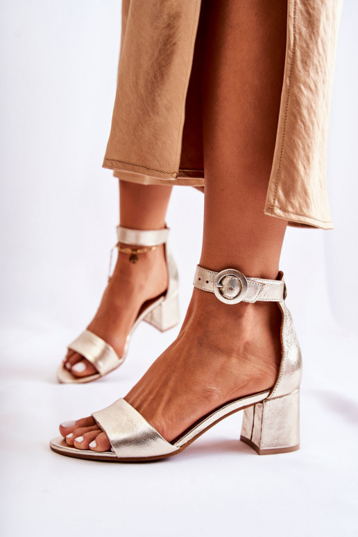 Elegantní sandály na vysokém podpatku  04141-42 zlaté barvy  Elegantní sandály na vysokém podpatku  04141-42 zlaté barvy