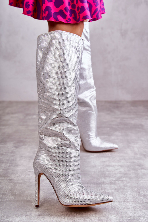 dlouhé boty s tenkými podpatky s třpytivými očky stříbrné barvy Lovisa  dlouhé boty s tenkými podpatky s třpytivými očky stříbrné barvy Lovisa