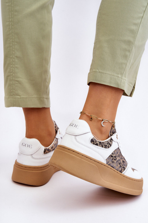 Pohodlné tenisky GOE LL2N4052 Bílá-béžové  Pohodlné tenisky GOE LL2N4052 Bílá-béžové