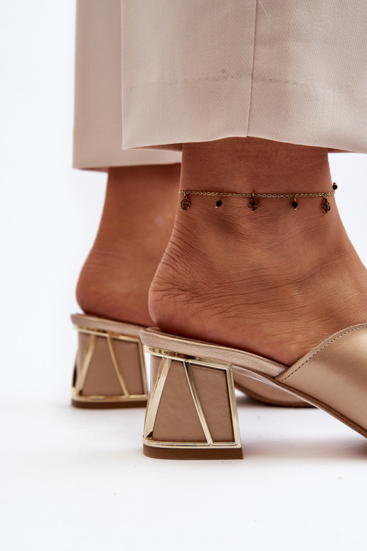 Elegantní styl Dámské pantofle s podpatky Laura Messi 2771 zlaté barvy