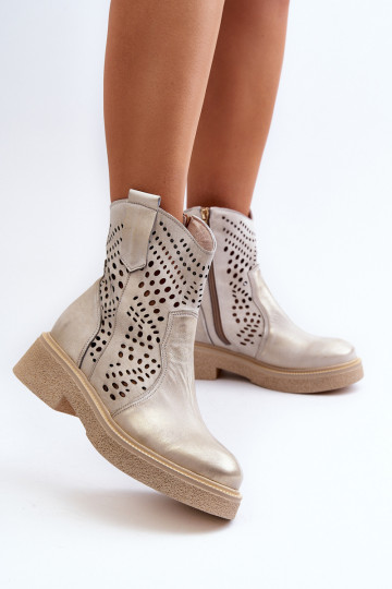 Zazoo 3470 Dřeváky  s širokými podpatky s ažurovými prvky zlaté barvy  2