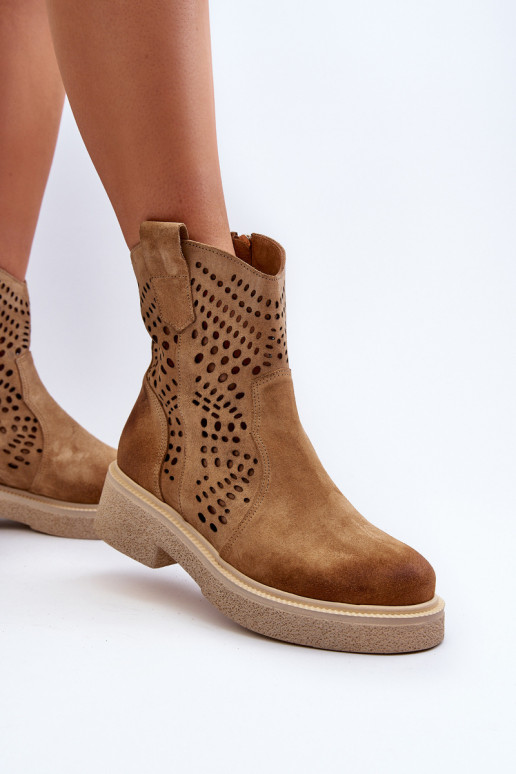 Zazoo 3470 Semišové boty  s širokými podpatky s ažurovými prvky béžové Zazoo 3470 Semišové boty  s širokými podpatky s ažurovými prvky béžové