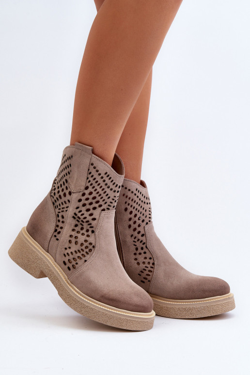 Zazoo 3470 Semišové boty  s širokými podpatky s ažurovými prvky cappuccino Zazoo 3470 Semišové boty  s širokými podpatky s ažurovými prvky cappuccino