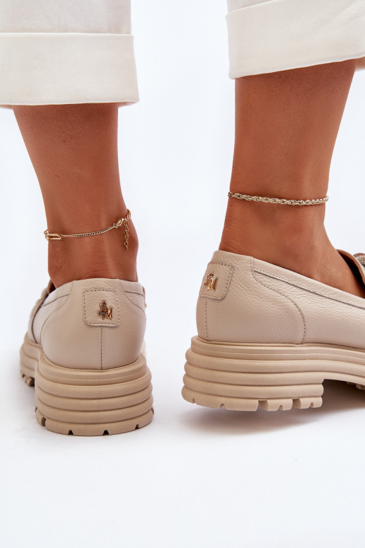 Dámské mokasíny s ornamenty Laura Messi 2780 béžové  Dámské mokasíny s ornamenty Laura Messi 2780 béžové