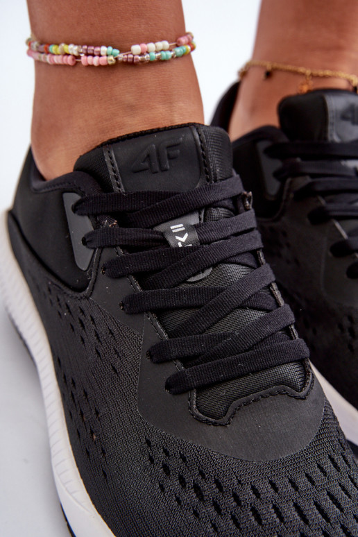 tenisky  4F 4FRSS24FSPOF056 Černé tenisky  4F 4FRSS24FSPOF056 Černé