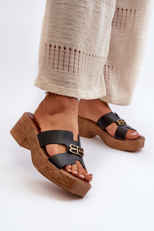 Zazoo 40412  Elegantní styl Dámské pantofle se zlatými detaily Černé