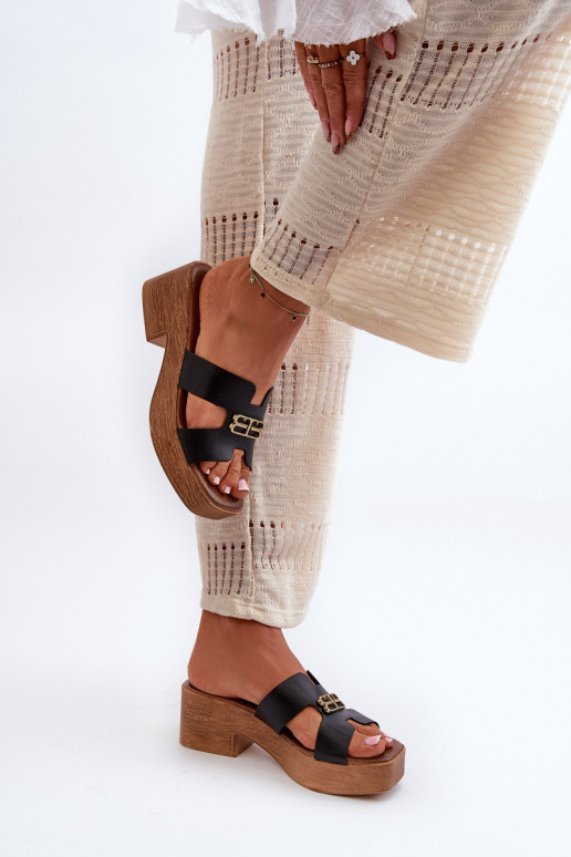 Zazoo 40412  Elegantní styl Dámské pantofle se zlatými detaily Černé