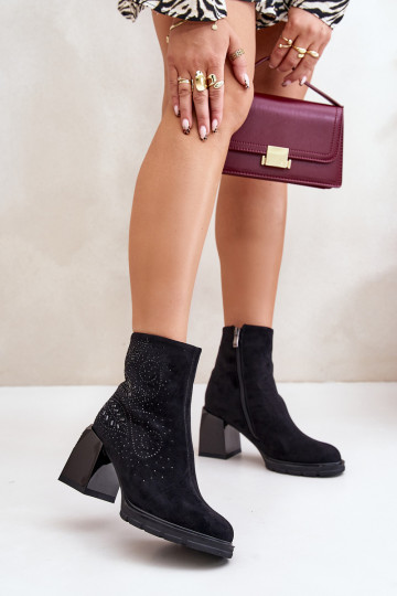 zateplené Dámské podpatky  D&A MR880-130 Černé