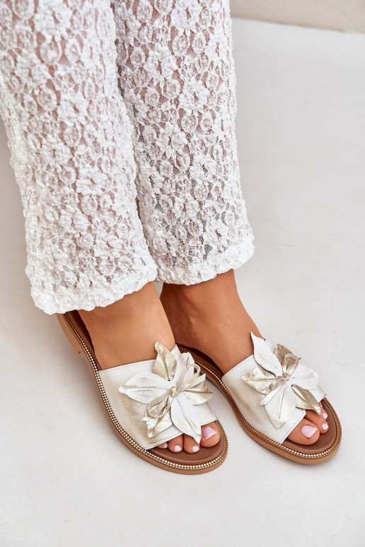 Pantofle s ornamenty pravá kůže Zazoo 3667 zlaté barvy Przecierany