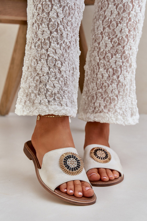 Pantofle s ornamenty s širokými podpatky  3047/O zlaté barvy Przecierany