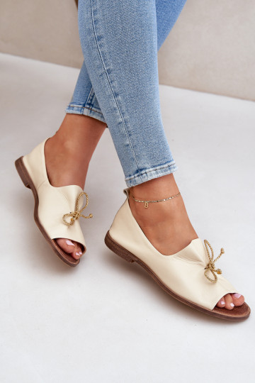 Zazoo 2660 baleríny  slonová kost