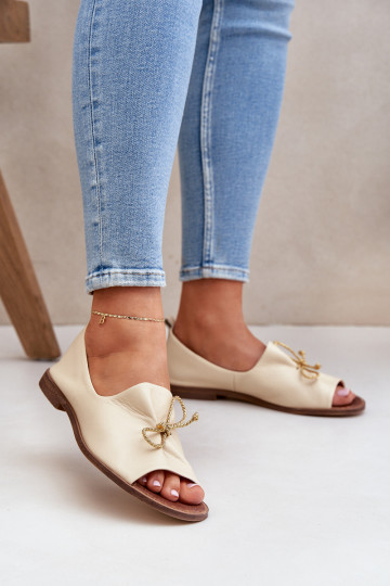 Zazoo 2660 baleríny  slonová kost 2