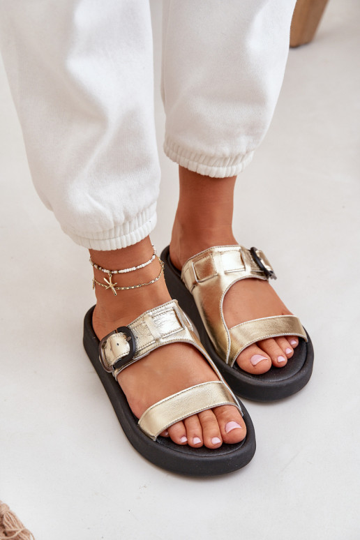 Pantofle  s platformou Zazoo 3024 zlaté barvy