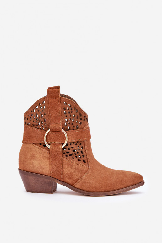 ze semiše Boty v kovbojském stylu s ažurovými prvky s podpatky Zazoo 2994 Camel ze semiše Boty v kovbojském stylu s ažurovými prvky s podpatky Zazoo 2994 Camel