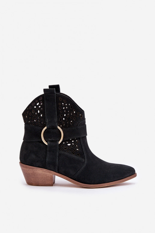 ze semiše Boty v kovbojském stylu s ažurovými prvky s podpatky Zazoo 2994 Černé ze semiše Boty v kovbojském stylu s ažurovými prvky s podpatky Zazoo 2994 Černé