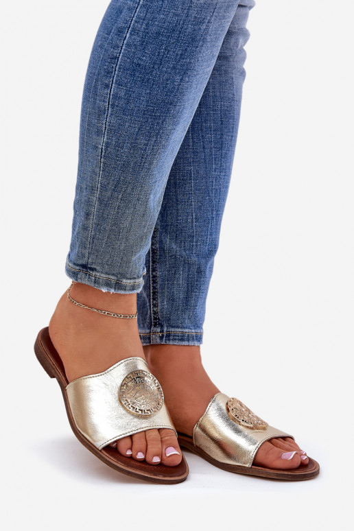 Zazoo 2938 Pantofle s širokými podpatky s ornamenty zlaté barvy