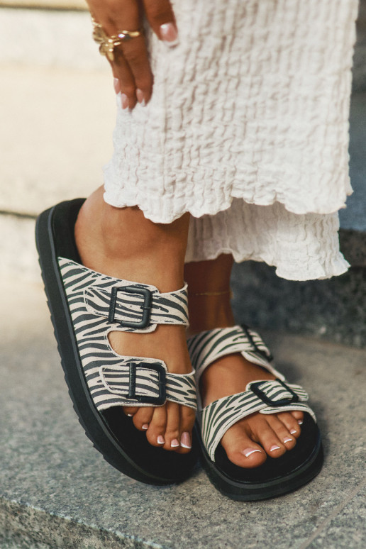 Dámské semišové pantofle s přezkami D.Franklin DFSH405002 Zebra