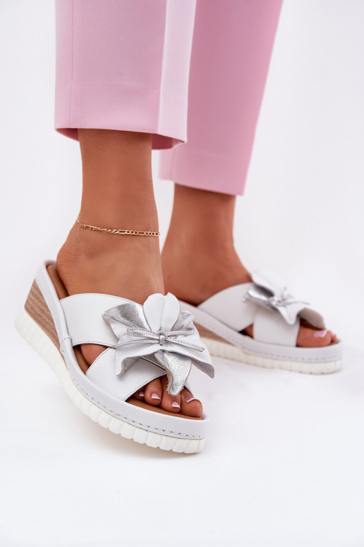 Pantofle     Artiker 54C0538 Bílá-stříbrné barvy