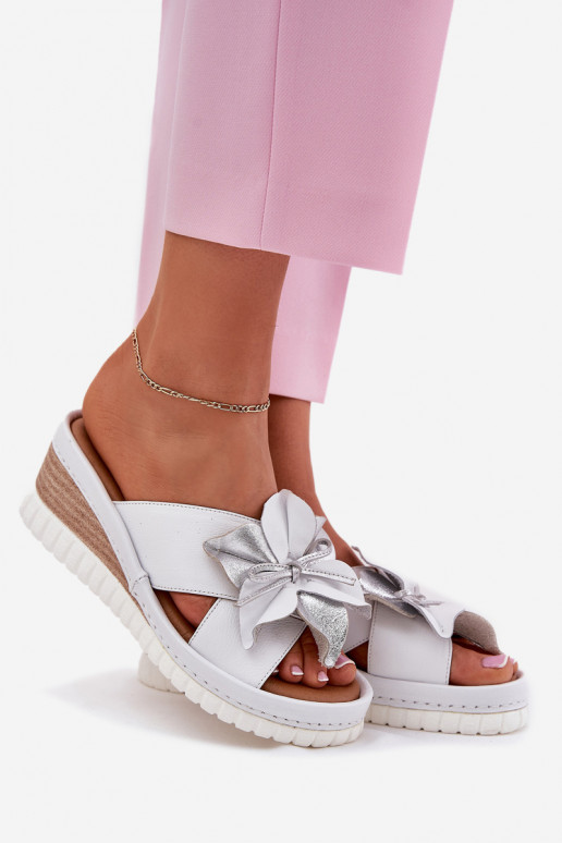 Pantofle     Artiker 54C0538 Bílá-stříbrné barvy