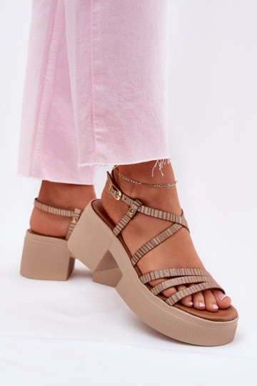 Dámské sandály   06990-25 zlaté barvy