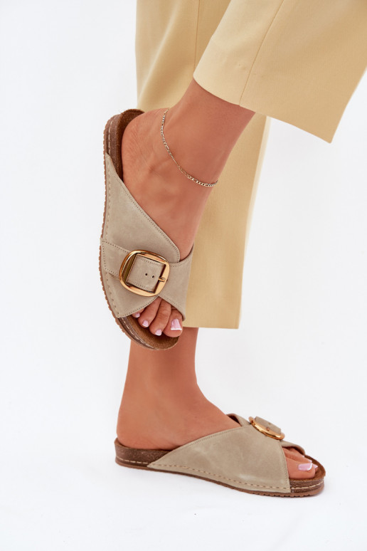 Pantofle se zlatými přezkami  07000-22 Pistacjowe Pantofle se zlatými přezkami  07000-22 Pistacjowe