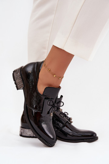 s efektem laku boty  na nízkém podpatku se stuhami Zazoo 1399 Černé