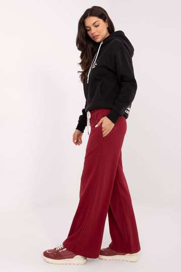 Třešňové sportovní kalhoty