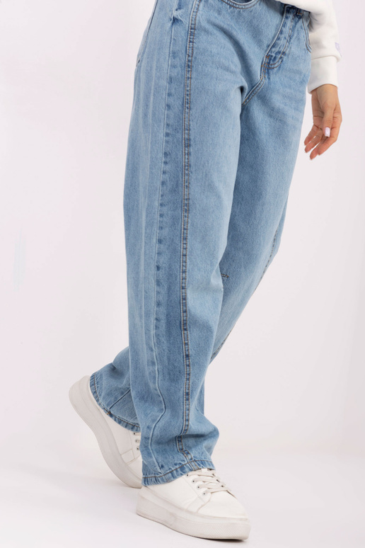 Světle modré kalhoty