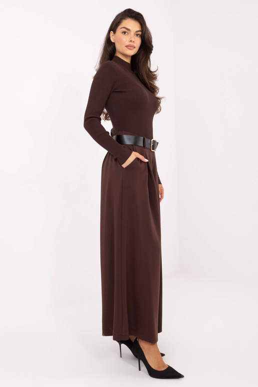 Tmavě hnědé kalhoty Tmavě hnědé kalhoty