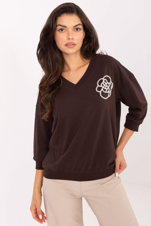 Tmavě hnědá halenka