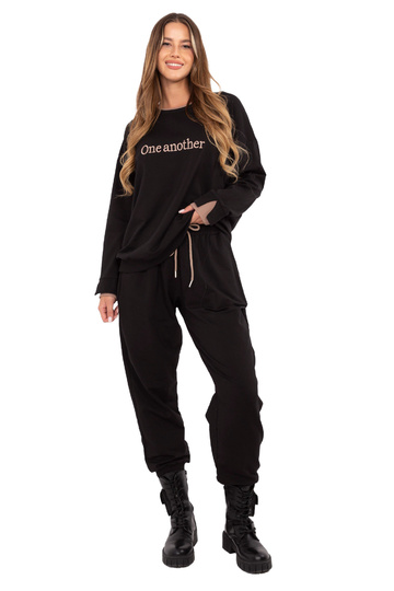 Komplet-RV-KMPL-A883.68-czarny