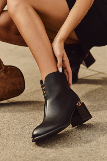  Dámské podpatky Vinceza 66811 Černé