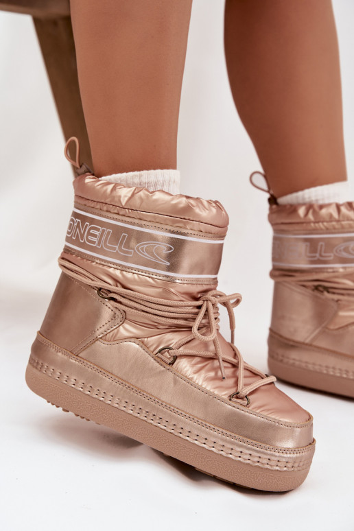 Sněhule  se stylovými detaily O'NEILL LISA WOMEN HIGH 90253012.99U zlaté barvy Sněhule  se stylovými detaily O'NEILL LISA WOMEN HIGH 90253012.99U zlaté barvy