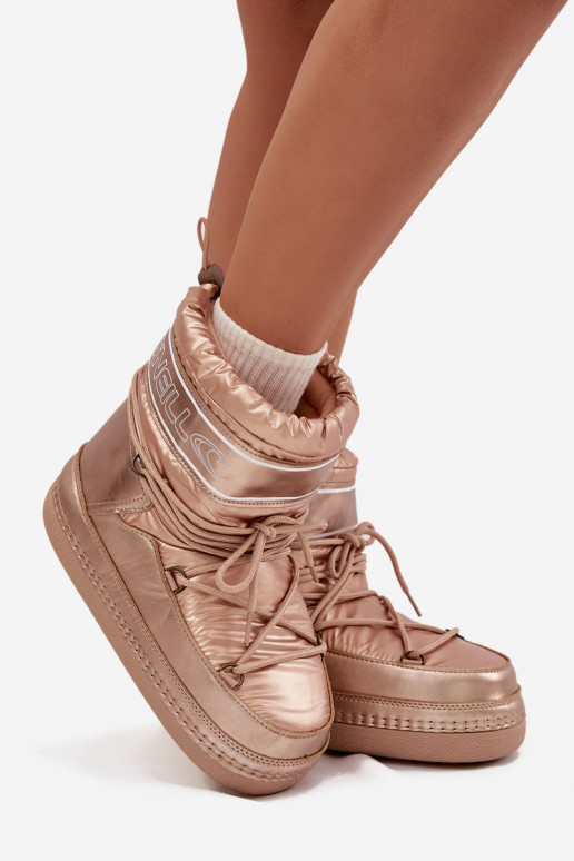 Sněhule  se stylovými detaily O'NEILL LISA WOMEN HIGH 90253012.99U zlaté barvy Sněhule  se stylovými detaily O'NEILL LISA WOMEN HIGH 90253012.99U zlaté barvy