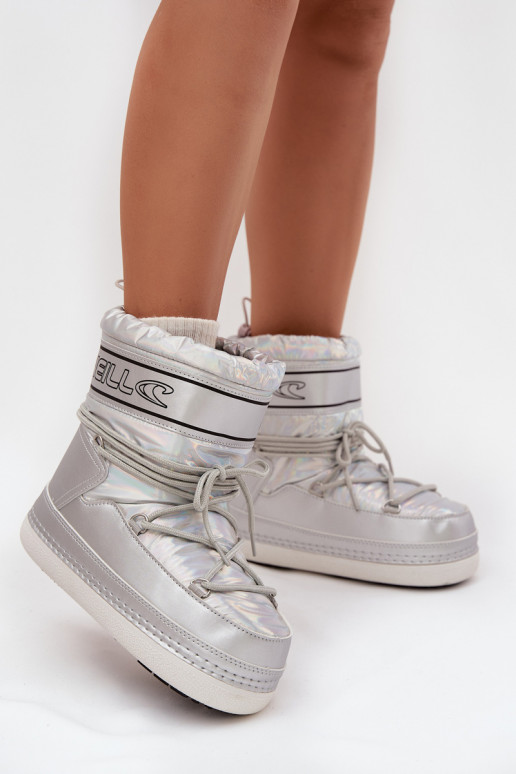Sněhule  se stylovými detaily O'NEILL LISA WOMEN HIGH 90253012.99S stříbrné barvy Sněhule  se stylovými detaily O'NEILL LISA WOMEN HIGH 90253012.99S stříbrné barvy