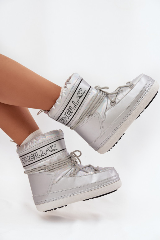 Sněhule  se stylovými detaily O'NEILL LISA WOMEN HIGH 90253012.99S stříbrné barvy Sněhule  se stylovými detaily O'NEILL LISA WOMEN HIGH 90253012.99S stříbrné barvy