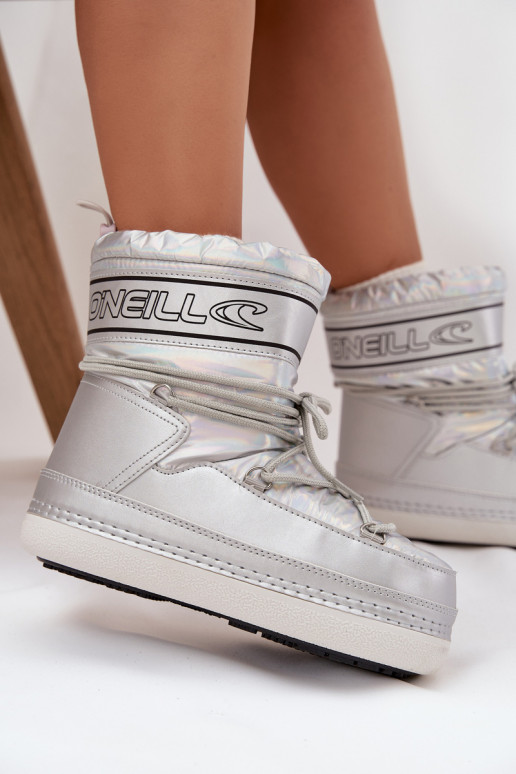 Sněhule  se stylovými detaily O'NEILL LISA WOMEN HIGH 90253012.99S stříbrné barvy Sněhule  se stylovými detaily O'NEILL LISA WOMEN HIGH 90253012.99S stříbrné barvy