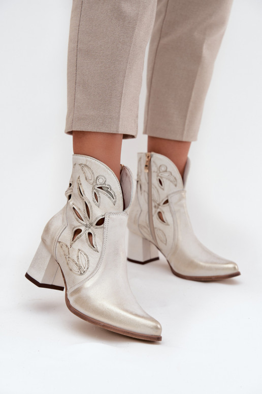 s ažurovými prvky Dámské podpatky Zazoo 3647 zlaté barvy Przecierany  s ažurovými prvky Dámské podpatky Zazoo 3647 zlaté barvy Przecierany