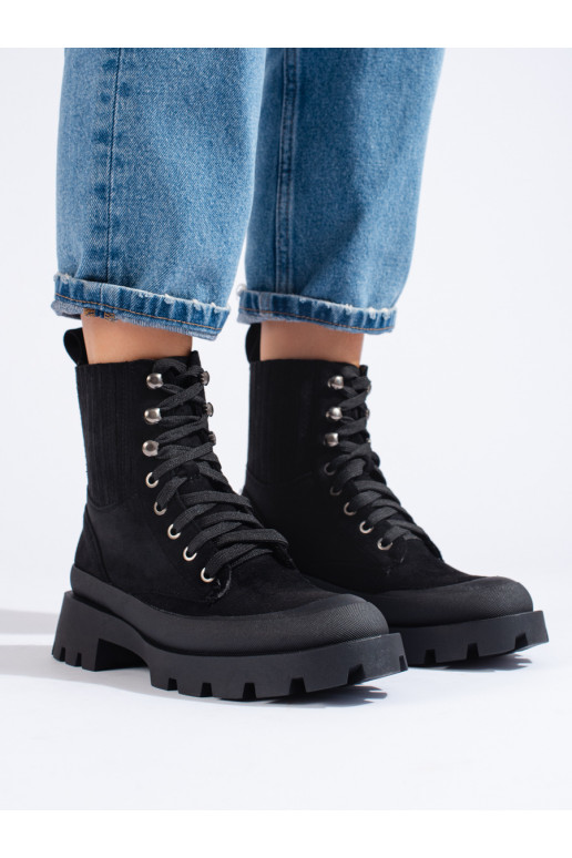 Černé  ze semiše boty