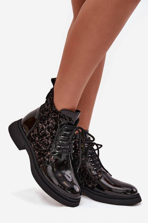 s efektem laku Dámské podpatky zateplené D&A CR52-613 Černé