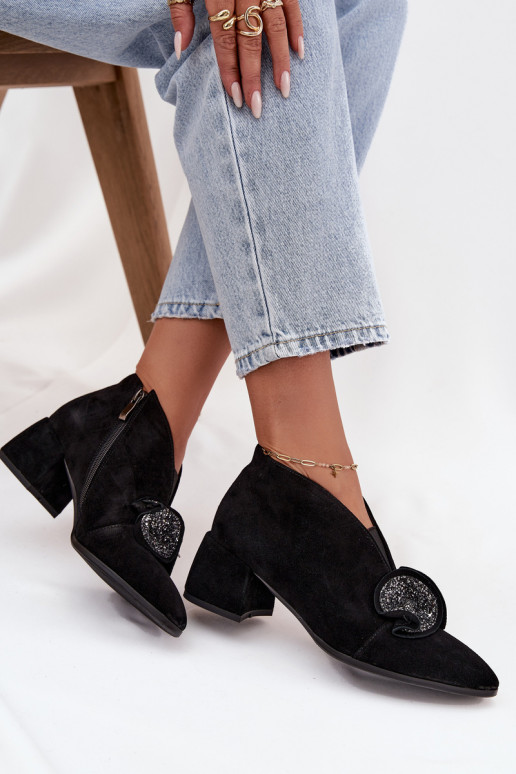  Semišové boty  s podpatky s ornamenty D&A MR52-182 Černé