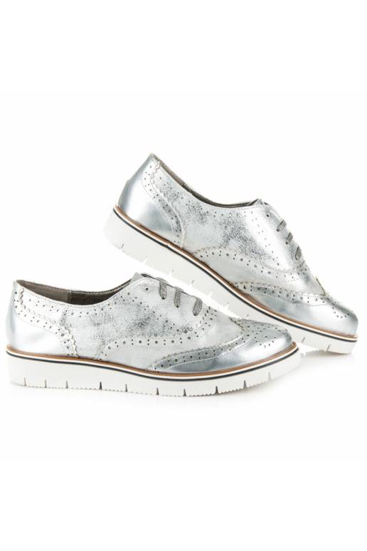 Klassikalise mudeli vabaaja jalanõud... Klassikalise mudeli vabaaja jalanõud...