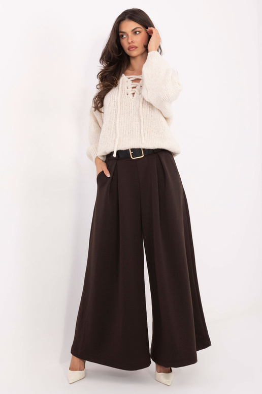 Tmavě hnědé kalhoty